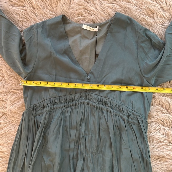 NWT Mustard Seed 'Faded Green' side tie v-neck long sleeve flowy dress sz S - Picture 7 of 8